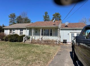 1130 Burnett Rd, Chicopee, MA 01020