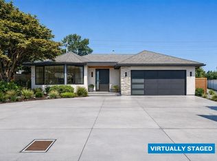 9496 160a St, Surrey, BC V4N 2P4