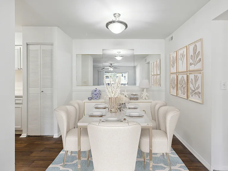 Fairway Club Apartments — Photo 69