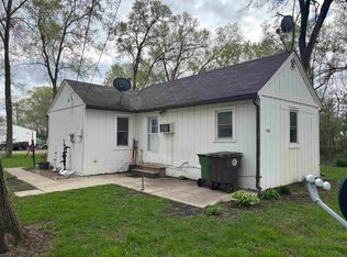 1402 Bowers St, Waterloo, IA 50707
