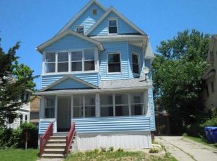 31 Daytona St, Springfield, MA 01108