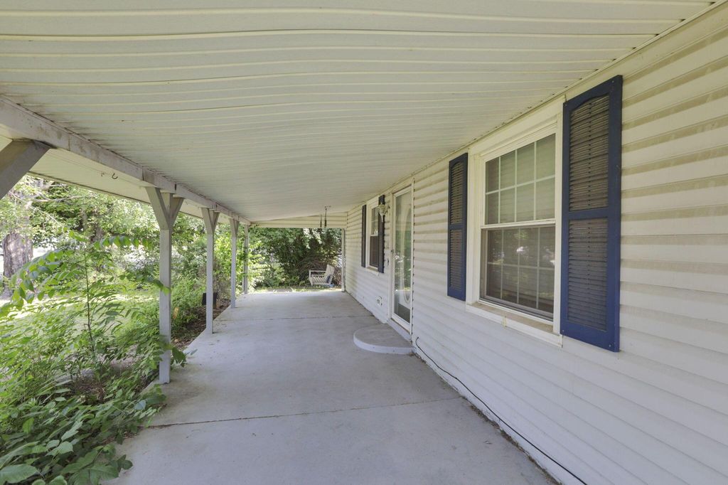 Real estate listing image