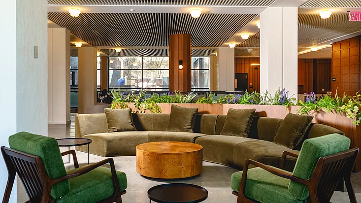 Rented by Nooklyn NYC LLC | media 46