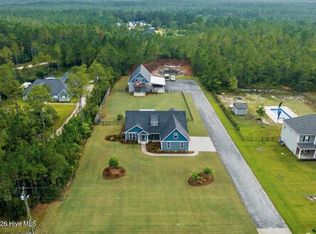 2463 Hoover Road, Hampstead, NC 28443
