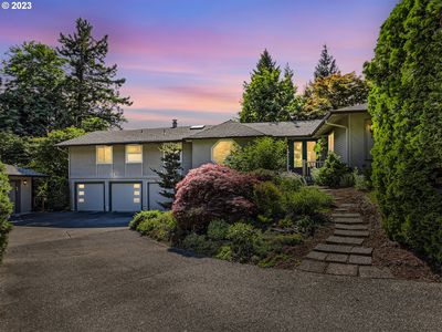5960 SW Sheridan Ct, Portland, OR, 97221
