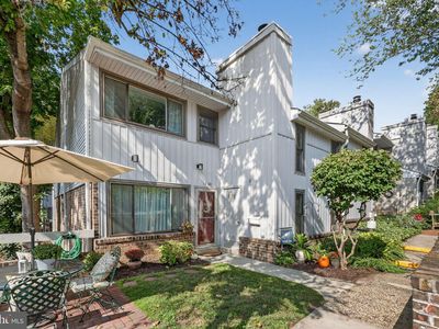 1300 Cable Hill Dr, Springfield, PA, 19064