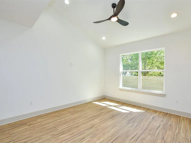 7103 Bennett Ave #2 — Photo 9