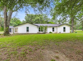 74 Robinson Rd, Huntsville, TX 77320