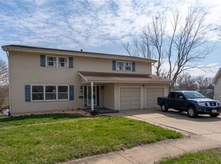2161 N Summit Ct, Decatur, IL 62526