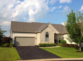 157 Pebble Creek Dr, Pataskala, OH 43062