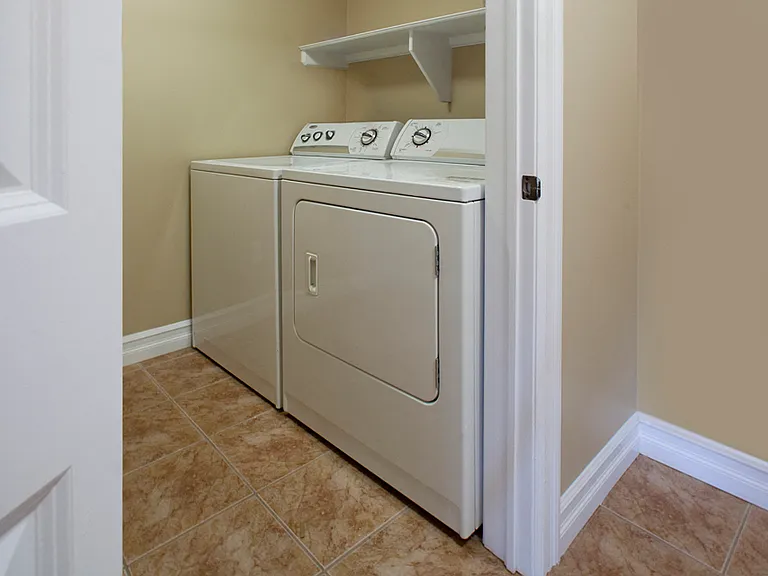 144 Baker Dr — Photo 10