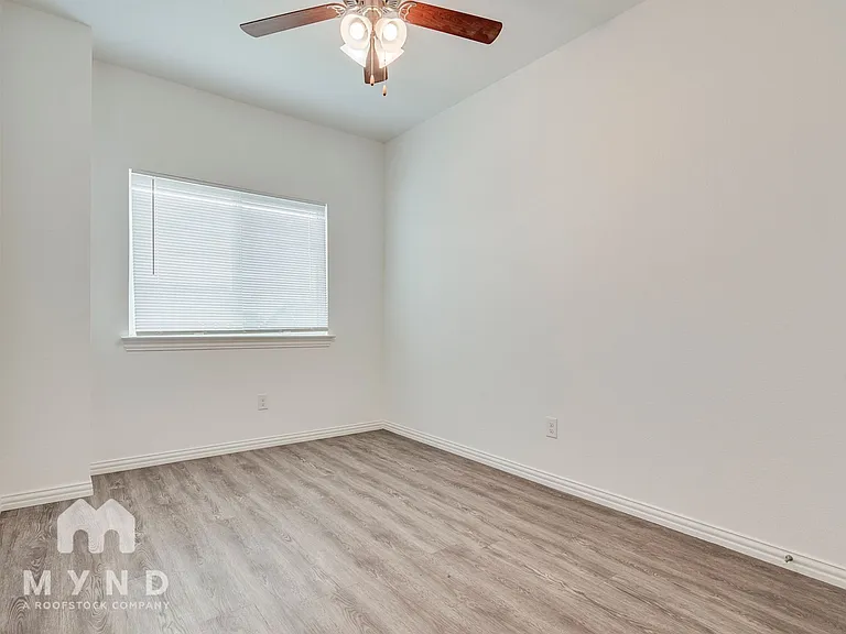 3234 Cherry Ln — Photo 11