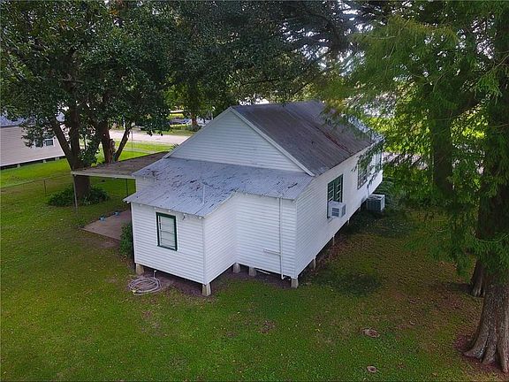 4th image of 331 Historic West St