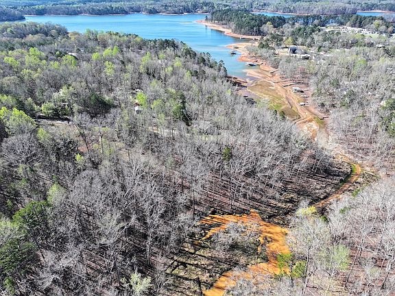 4th image of 130 Dawn Cove Rd