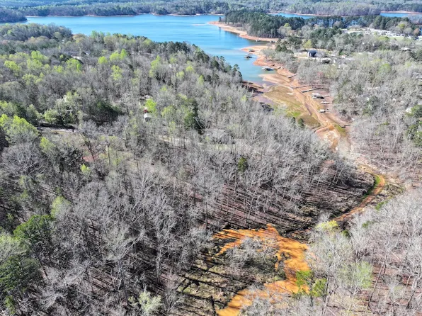 130 Dawn Cove Rd, Seneca, SC 29678