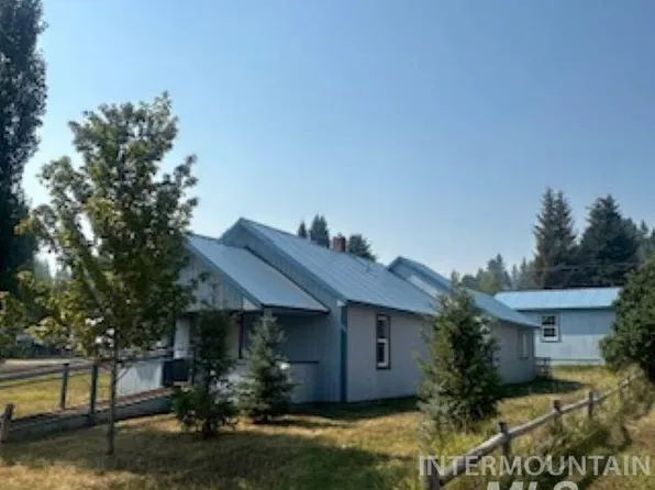 101 N Idaho St, Cascade, ID 83611