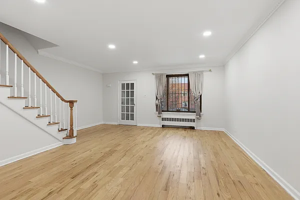 Rented by SERHANT. | media 2