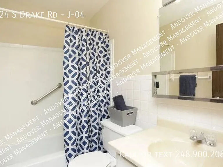 324 S Drake Rd #J-04 — Photo 17