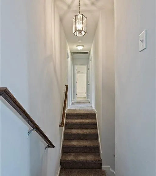 60 Manilla Ln — Photo 14