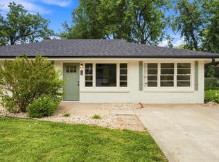 2440 Hobbs Dr, Manhattan, KS 66502