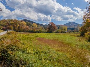 25 Calvary Church Rd, Sylva, NC 28779