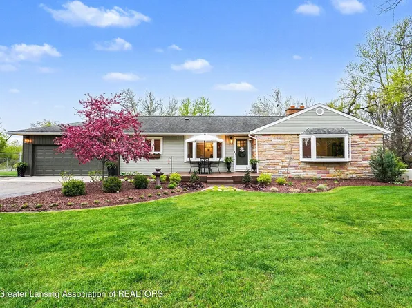 6285 Bishop Rd, Lansing, MI 48911
