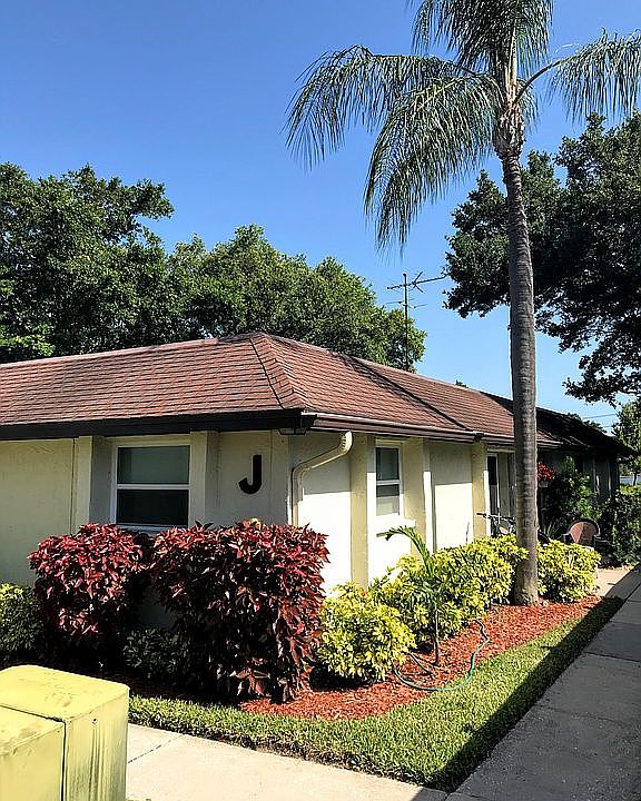 1st image of 1100 E Bay Dr APT 108