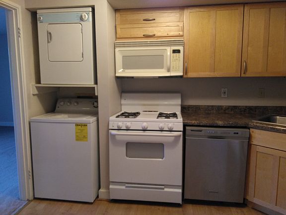2nd image of 9049 Wrenwood Ln