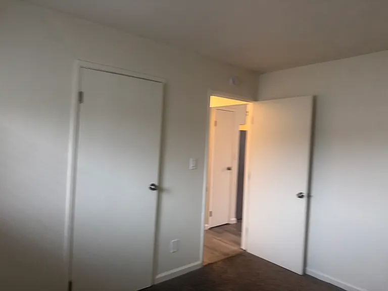 1125 Washington St #5 — Photo 3