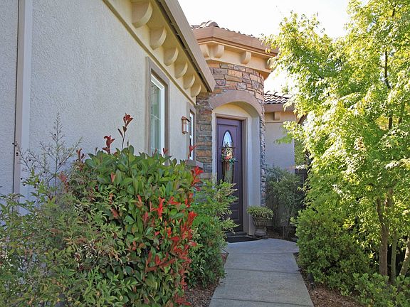 2nd image of 8052 Marigola Way