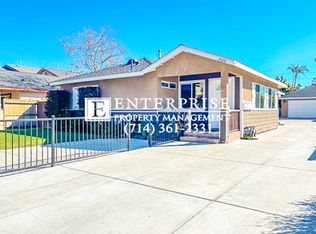 1925 Orange Ave #1, Santa Ana, CA 92707