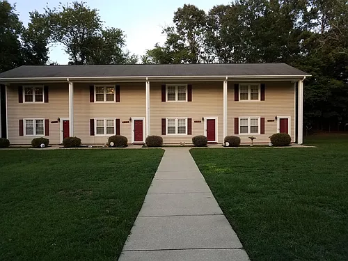387 Hicks Ave Photo 1