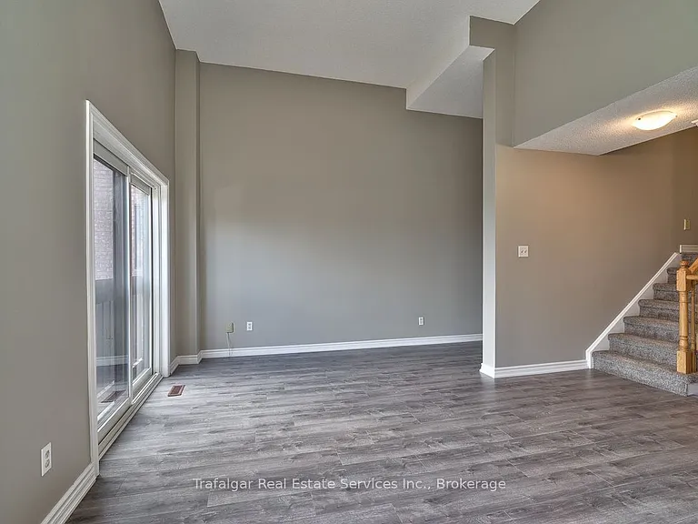 1100 Queens Ave #17 — Photo 6