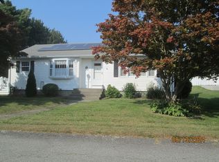 235 Feno Ct, Somerset, MA 02726