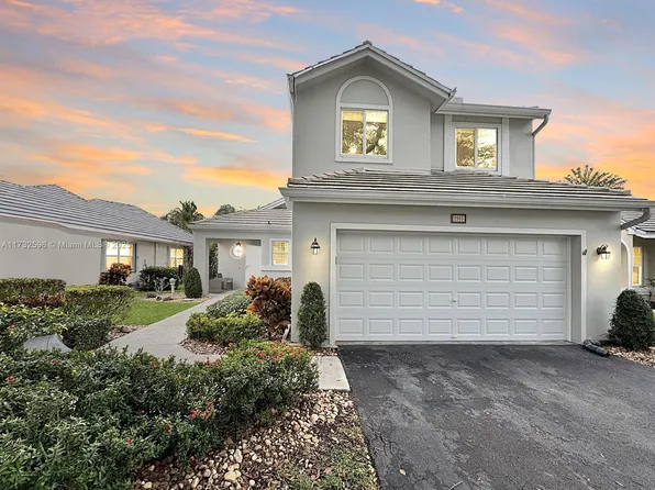 2985 Myrtle Oak Cir, Davie, FL 33328
