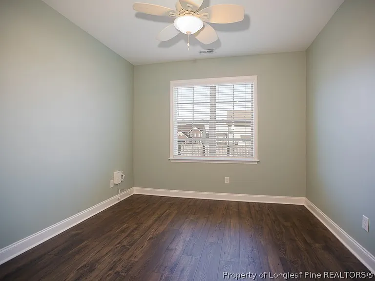 410 Longthorpe Rd — Photo 16