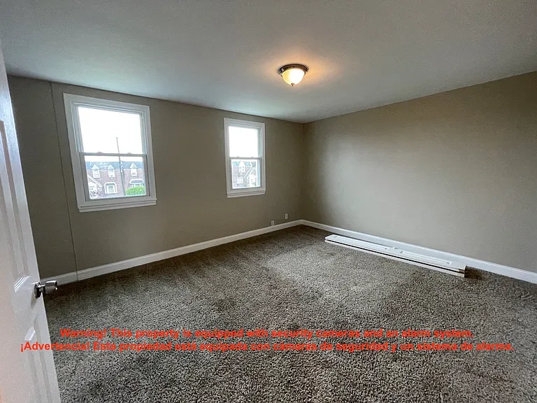 1131 Hellerman St — Photo 18