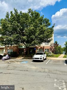 6541 Grange Ln Unit 401, Alexandria, VA, 22315