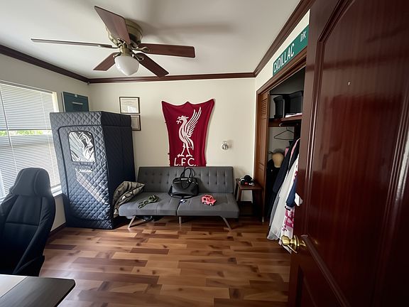 4th image of 10367 Shelburne Dr