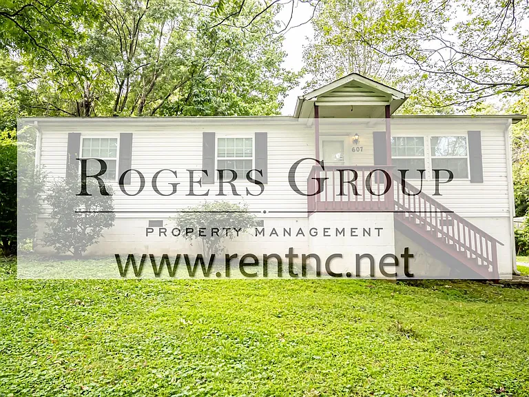 607 Parkway Dr — Photo 1