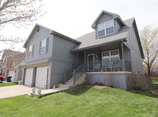 1811 NE 2nd St, Blue Springs, MO 64014