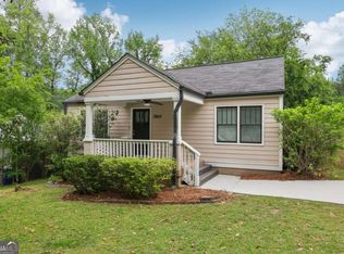 2864 White Oak Dr, Decatur, GA 30032
