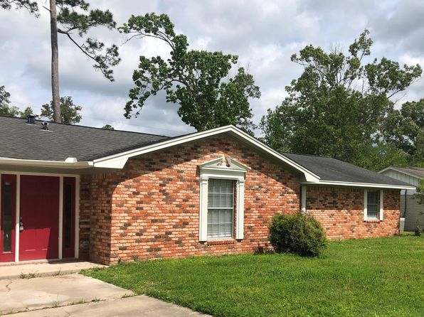 122 Wood Manor Ln