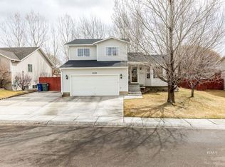 3520 Ridgecrest Dr, Elko, NV 89801