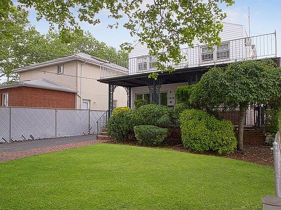 5th image of 7216 Avenue