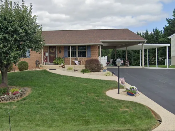 429 Chartridge Dr, Hagerstown, MD 21742