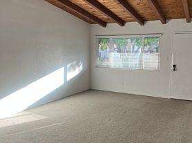 1021 B Ave, Coronado, CA