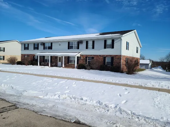 1927 Sylvan Way, 1927 Sylvan Way #7, West Bend, WI 53095