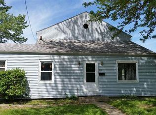 535 W 9th St N, Newton, IA 50208
