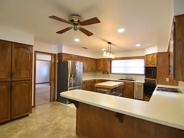 605 Pecos Trl — Photo 4